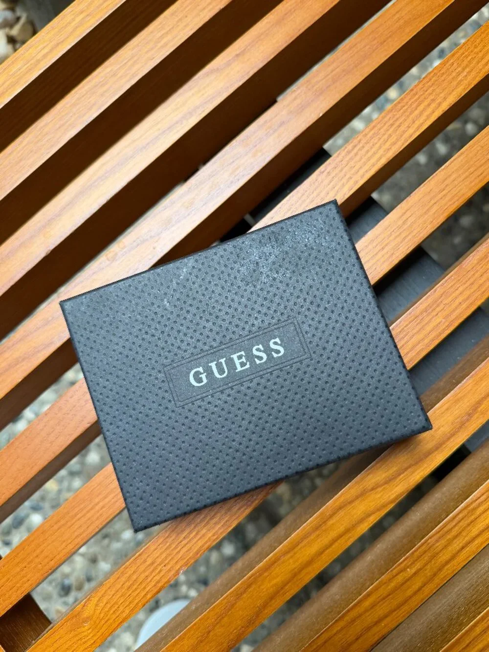 NIB Men's Guess Black Trifold Wallet